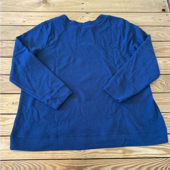 NEW D&Co Crew Neck Sweatshirt Size XL Women’s Blue Brushed Waffle Knit - Picture 2 of 8